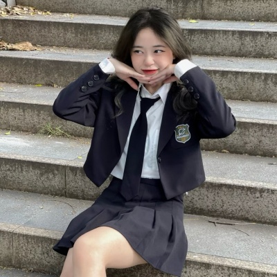 HOLO CROP - BLAZER/ĐEN