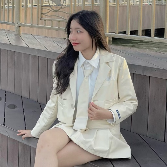 HOLO CARVAT LEATHER NUDE 