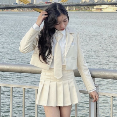 SIGNATURE LEATHER SKIRT/NUDE