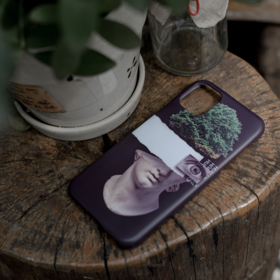 ONLY HUMAN CASE - NHỰA