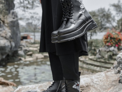 Nishikigoi Hightop Combat Boots - Dẫn lối hành trình chinh phục cái tôi khác biệt
